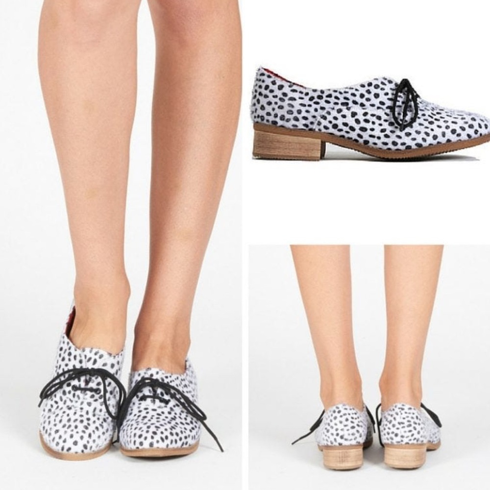Cri de Coeur Lelaina oxfords Dalmatian print Vegan Women’s 10